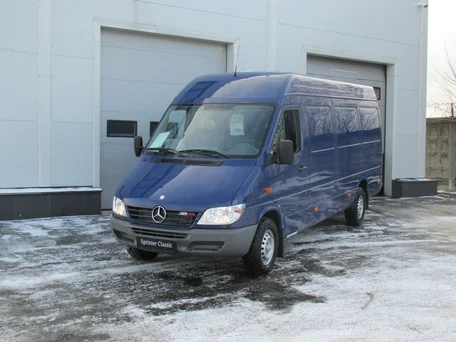 Фургон Mersedes-Benz Sprinter